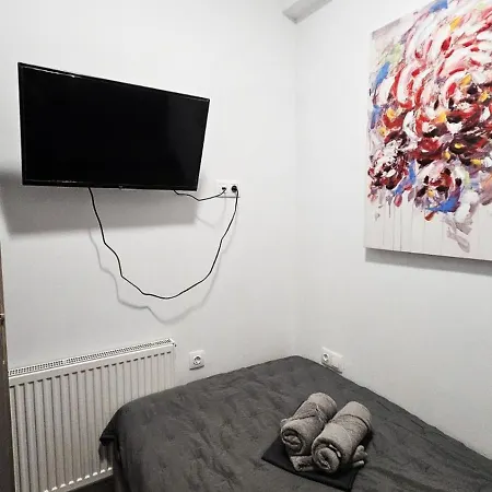 Center Hideaway Apartman Chalkís